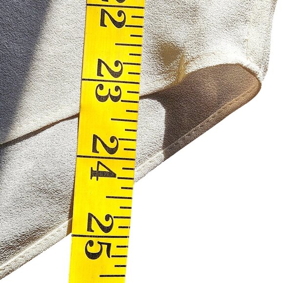 A.L.C. Women’s Ivory Silk Blouse 4 V-Neck Quiet Luxury Old Money Clean Girl - Picture 10 of 11